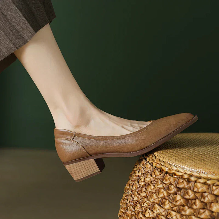 Annie | Mid Heeled Shoes.