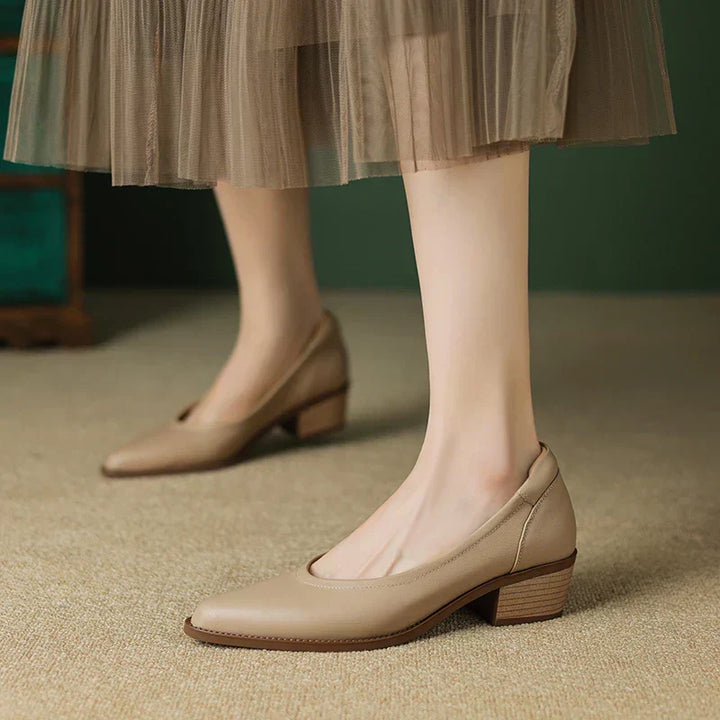 Annie | Mid Heeled Shoes.