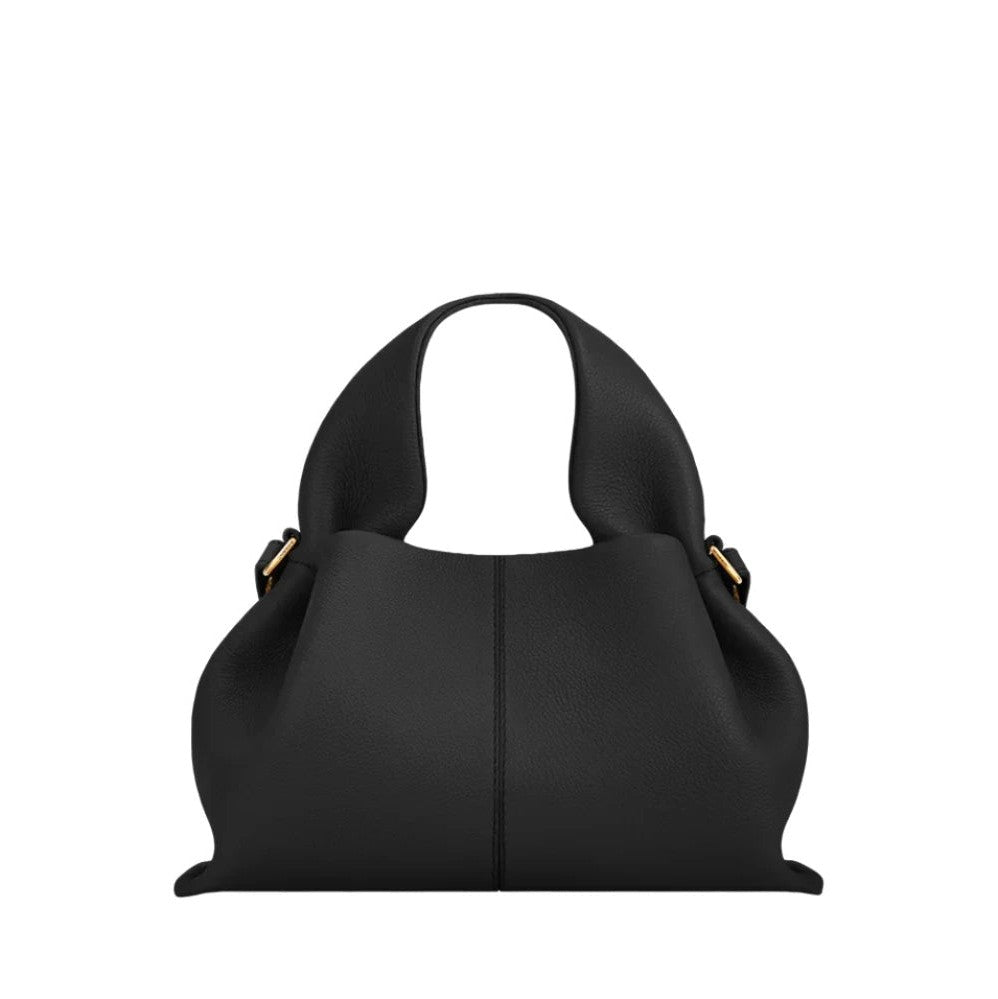 Annie | Stylish Travel Companion